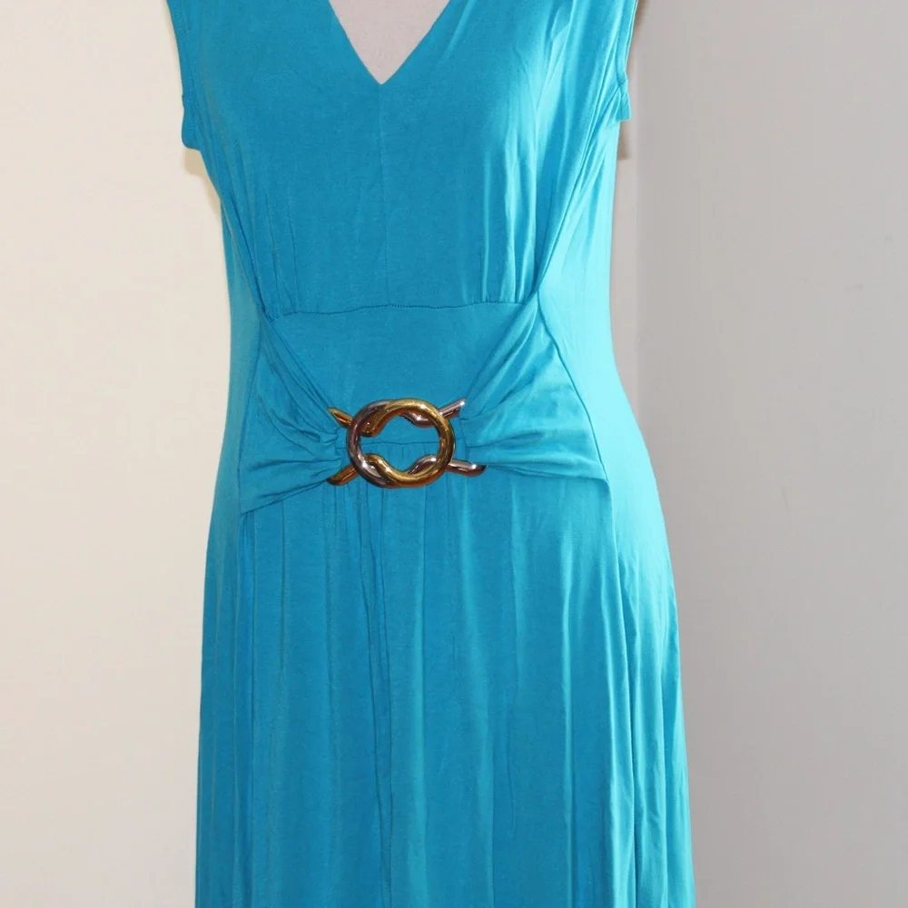 Liz Lange, sleeveless turquoise dress..... - Picture 6 of 12